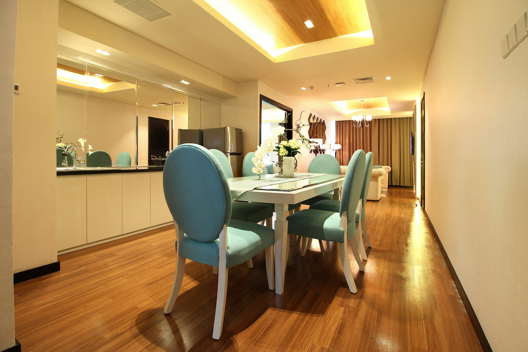 The Alana Hotel & Convention Center Solo By Aston Exterior foto